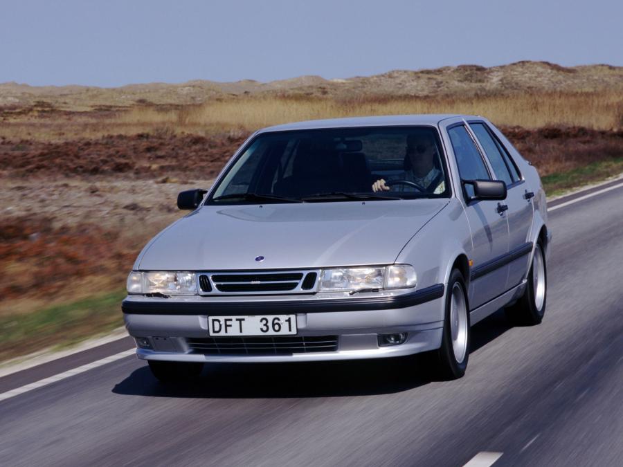  Saab 9000 Aero 1993 года  (фото 6 из 14)